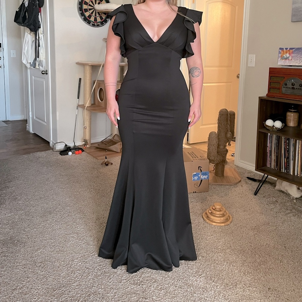 Black gown / Dress